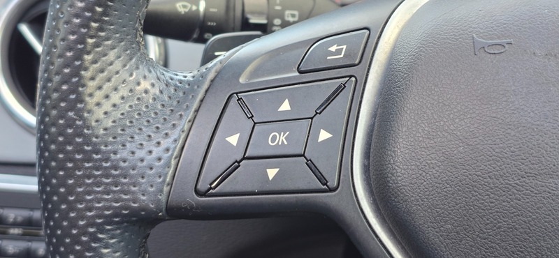 Used Mercedes-Benz GLA 2014 for sale - 76313339: Photo 33