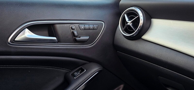 Used Mercedes-Benz GLA 2014 for sale - 76313339: Photo 46