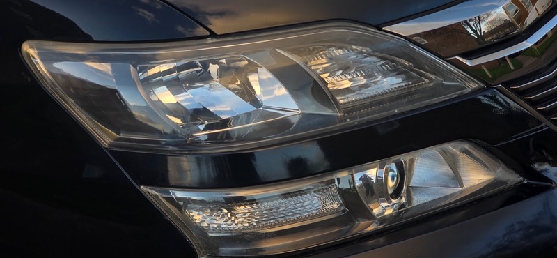 Used Toyota Vellfire 2012 for sale - 76605370: Photo 11