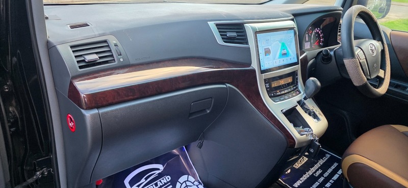 Used Toyota Vellfire 2012 for sale - 76605370: Photo 29