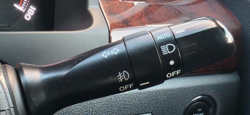 Used Toyota Vellfire 2012 for sale - 76605370: Photo 36