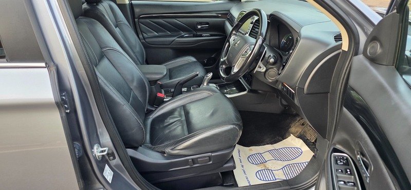 Used Mitsubishi Outlander 2015 for sale - 76224161: Photo 15