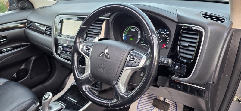 Used Mitsubishi Outlander 2015 for sale - 76224161: Photo 26