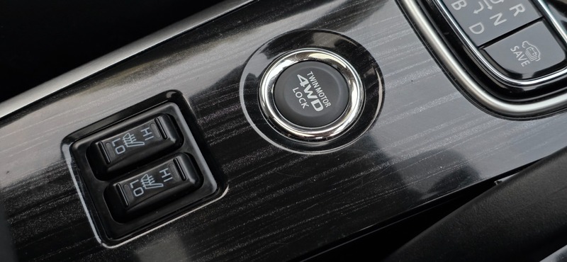 Used Mitsubishi Outlander 2015 for sale - 76224161: Photo 41