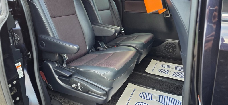 Used Toyota Noah 2014 for sale - 76784652: Photo 19