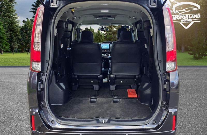 Used Toyota Noah 2014 for sale - 76784652: Photo 26