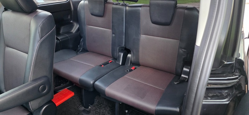 Used Toyota Noah 2014 for sale - 76784652: Photo 27