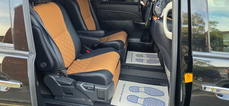 Used Toyota Estima 2014 for sale - 75961663: Photo 18