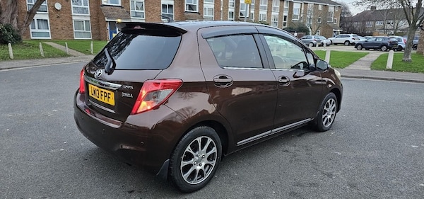 Used Toyota Yaris 2013 for sale - 74561691: Photo 17