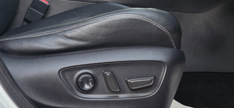 Used Toyota RAV4 2019 for sale - 76346158: Photo 18