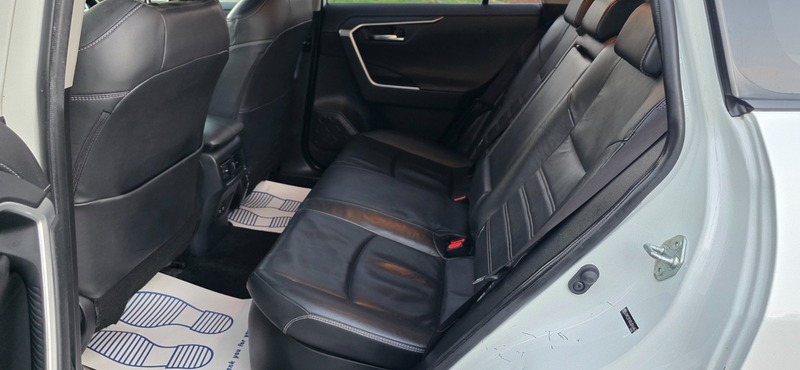 Used Toyota RAV4 2019 for sale - 76346158: Photo 23