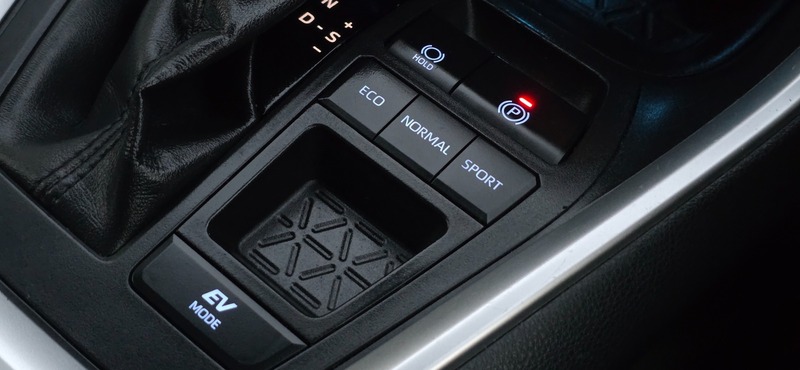 Used Toyota RAV4 2019 for sale - 76346158: Photo 42