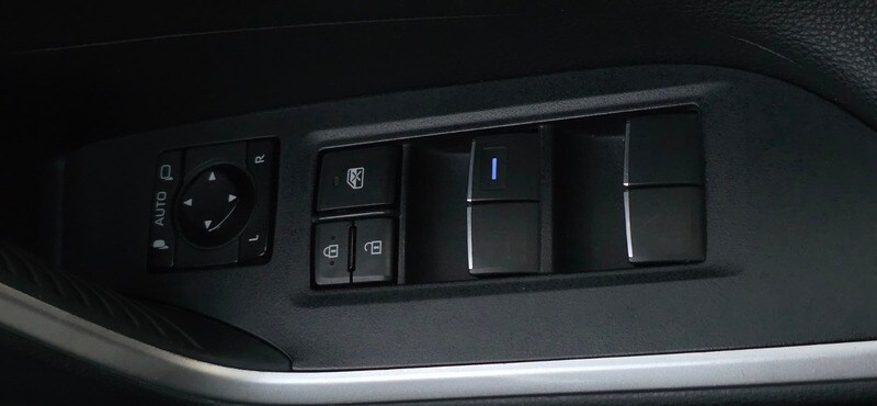 Used Toyota RAV4 2019 for sale - 76346158: Photo 44