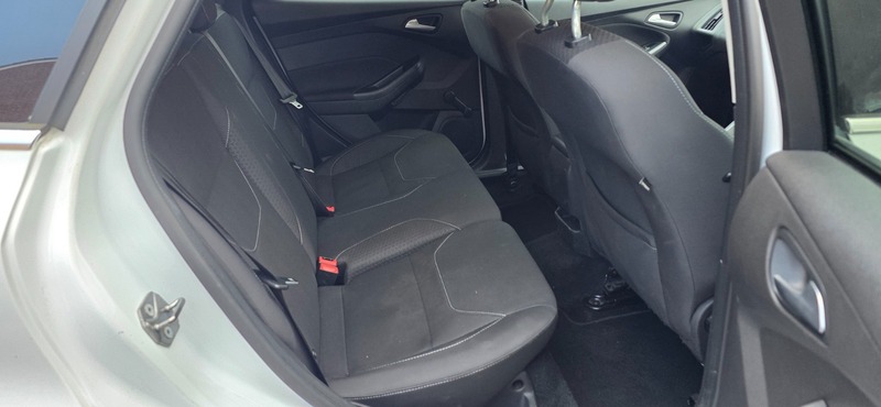 Used Ford Focus 2015 for sale - 76712236: Photo 13