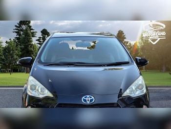 Used Toyota Yaris  for sale - 75360015: Photo