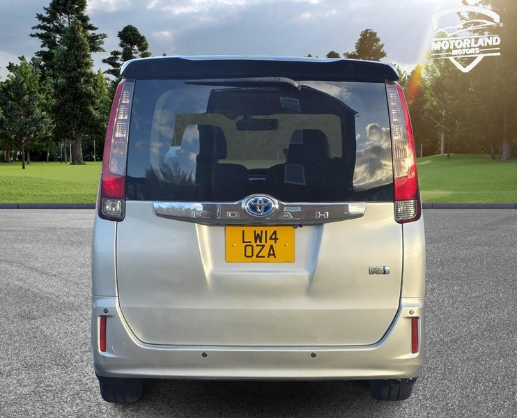 Used Toyota Noah 2014 for sale - 77162083: Photo 8