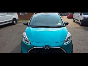 Used Toyota Sienta 2018 for sale - 74858117: Photo