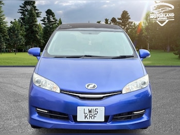 Used Toyota Verso 2015 for sale - 77162063: Photo