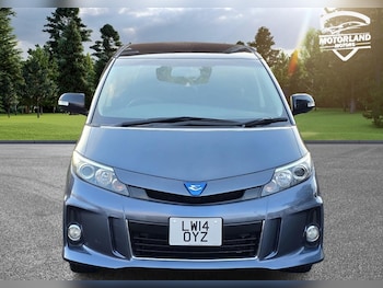 Used Toyota Estima 2014 for sale - 77162101: Photo