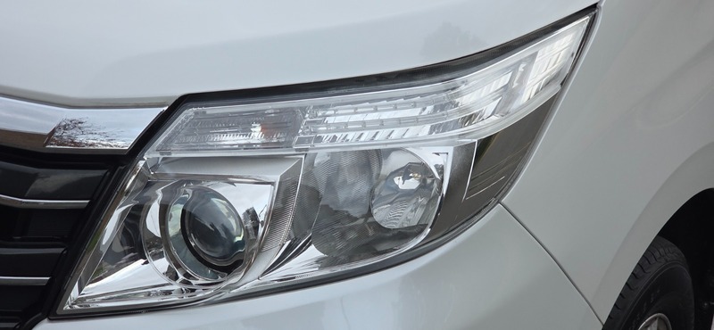 Used Toyota Noah 2014 for sale - 76570751: Photo 13