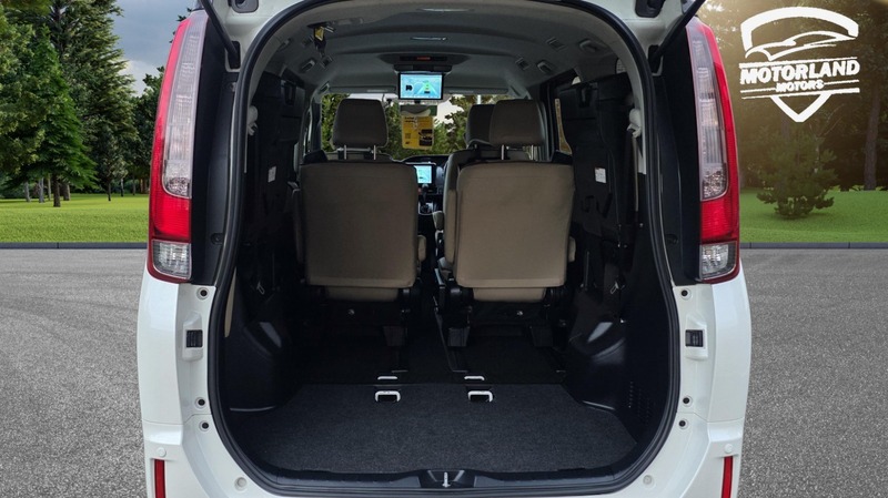 Used Toyota Noah 2014 for sale - 76570751: Photo 25