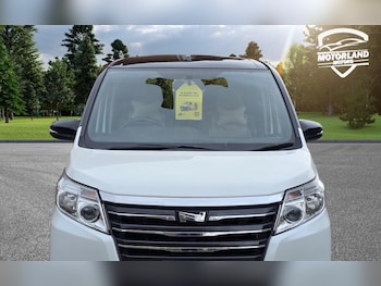 Used Toyota Noah 2014 for sale - 76570751: Photo