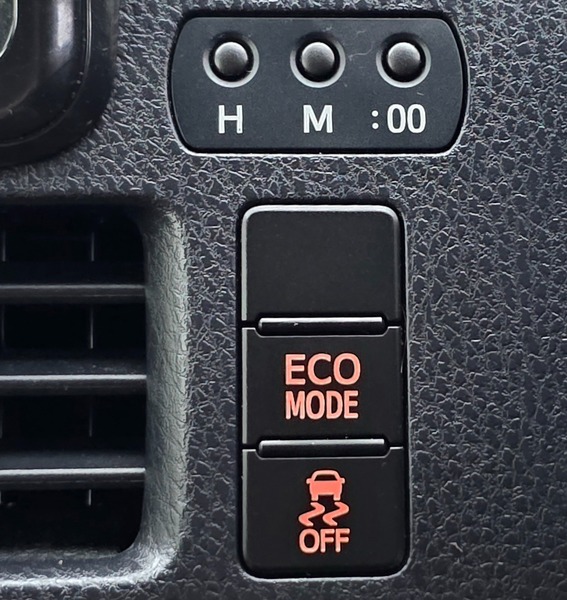 Used Toyota Noah 2014 for sale - 76570751: Photo 50