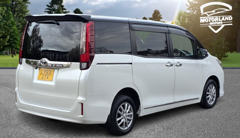 Used Toyota Noah 2014 for sale - 76570751: Photo 9