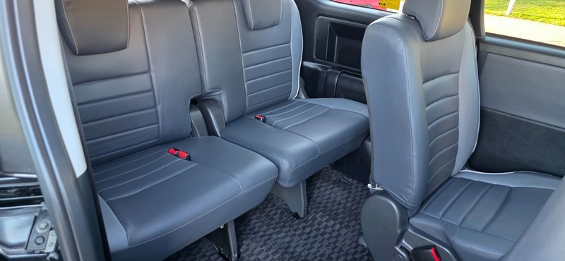 Used Toyota Voxy 2012 for sale - 75974776: Photo 18