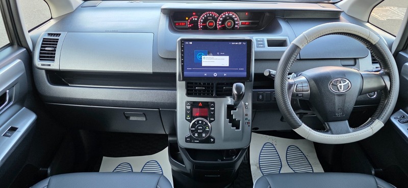 Used Toyota Voxy 2012 for sale - 75974776: Photo 28