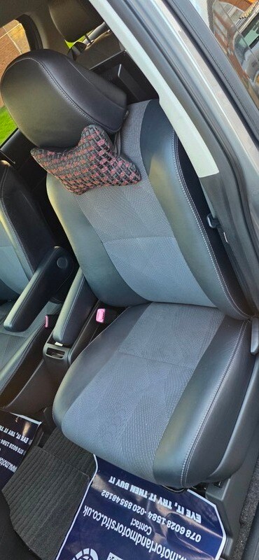 Used Toyota Estima 2014 for sale - 77162098: Photo 30