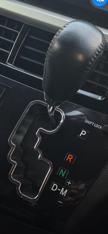 Used Toyota Estima 2014 for sale - 77162098: Photo 48