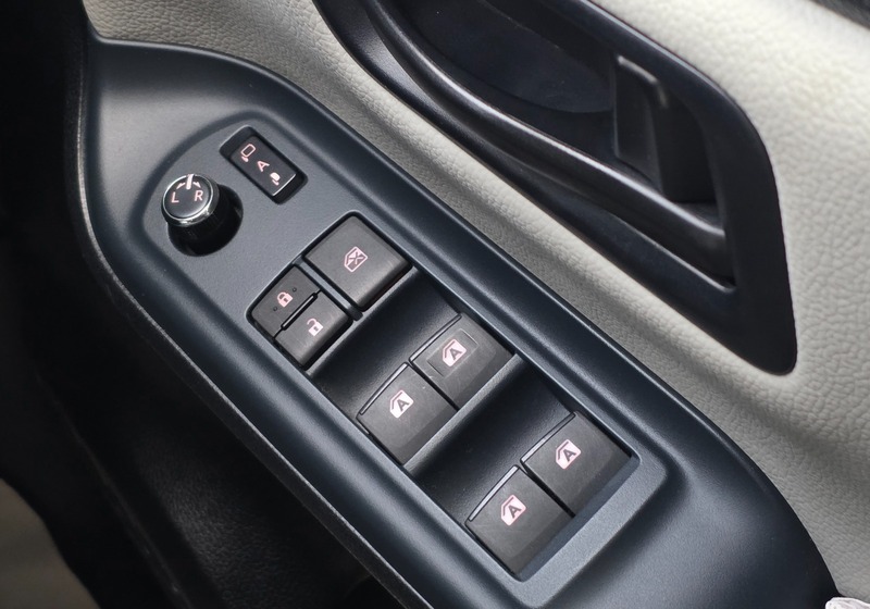 Used Toyota Voxy 2014 for sale - 76570762: Photo 50