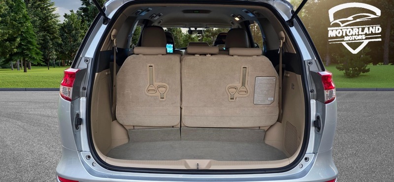 Used Toyota Estima 2014 for sale - 75961489: Photo 18