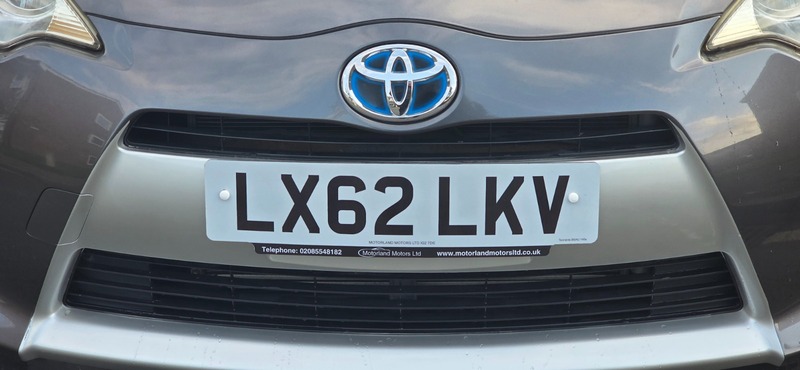 Used Toyota Yaris 2013 for sale - 77632305: Photo 12
