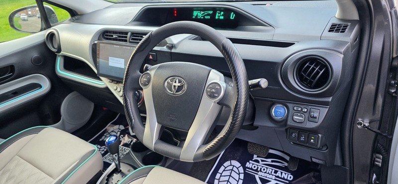 Used Toyota Yaris 2013 for sale - 77632305: Photo 25