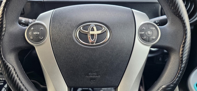 Used Toyota Yaris 2013 for sale - 77632305: Photo 30