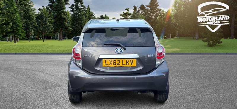 Used Toyota Yaris 2013 for sale - 77632305: Photo 8