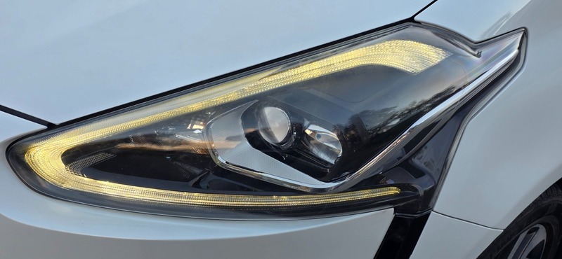 Used Toyota Sienta 2016 for sale - 76380212: Photo 14
