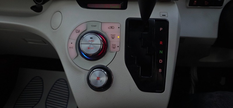 Used Toyota Sienta 2016 for sale - 76380212: Photo 43