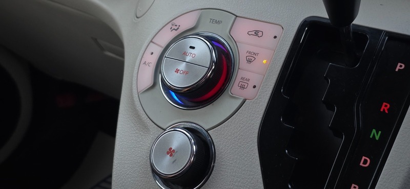 Used Toyota Sienta 2016 for sale - 76380212: Photo 45