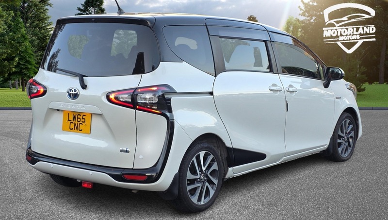 Used Toyota Sienta 2016 for sale - 76380212: Photo 9