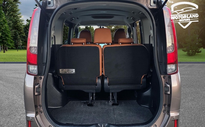 Used Toyota Noah 2014 for sale - 76784630: Photo 24