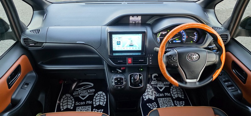 Used Toyota Noah 2014 for sale - 76784630: Photo 32