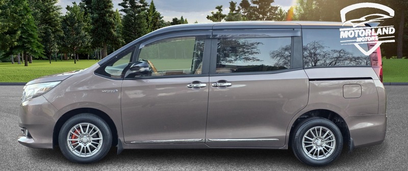 Used Toyota Noah 2014 for sale - 76784630: Photo 6