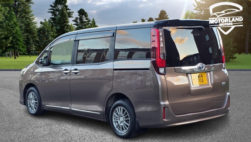 Used Toyota Noah 2014 for sale - 76784630: Photo 7