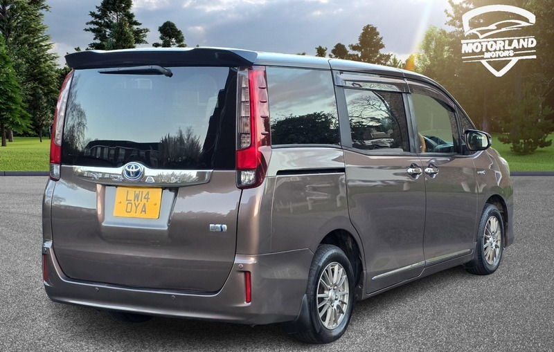 Used Toyota Noah 2014 for sale - 76784630: Photo 9