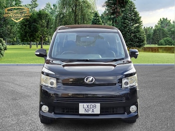 Used Toyota Voxy undefined for sale - 76292267: Photo