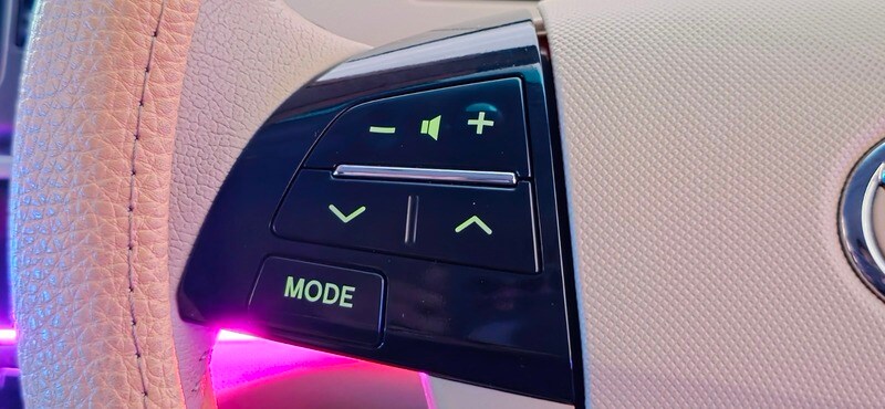 Used Toyota Estima 2014 for sale - 76313350: Photo 34