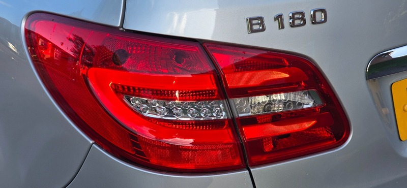 Used Mercedes-Benz B Class 2012 for sale - 77213223: Photo 12